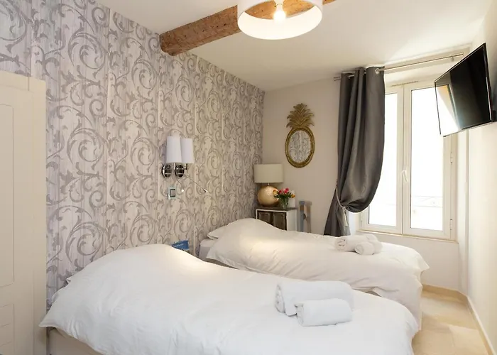 Villa Maison Picasso - Jacuzzi, Vue, Terrasse For 6