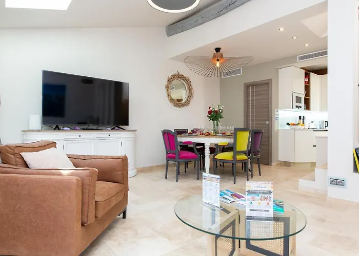 Maison Picasso - Jacuzzi, Vue, Terrasse For 6