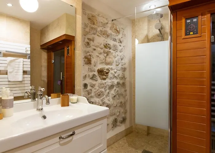 Maison Picasso - Jacuzzi, Vue, Terrasse For 6 Willa Antibes